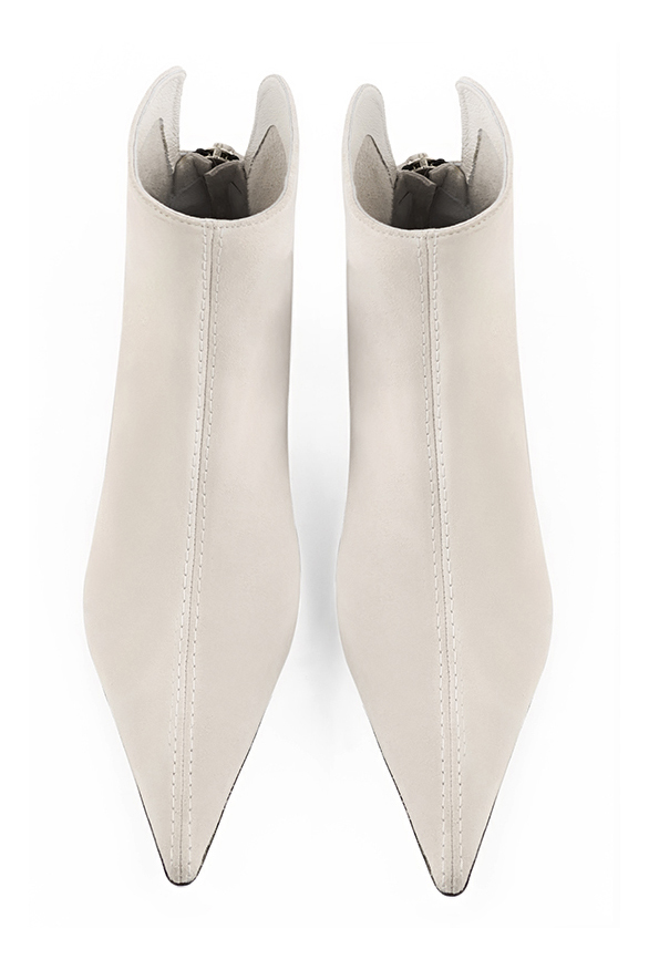 Off white women's ankle boots with a zip at the back. Pointed toe. Low comma heels. Top view - Florence KOOIJMAN